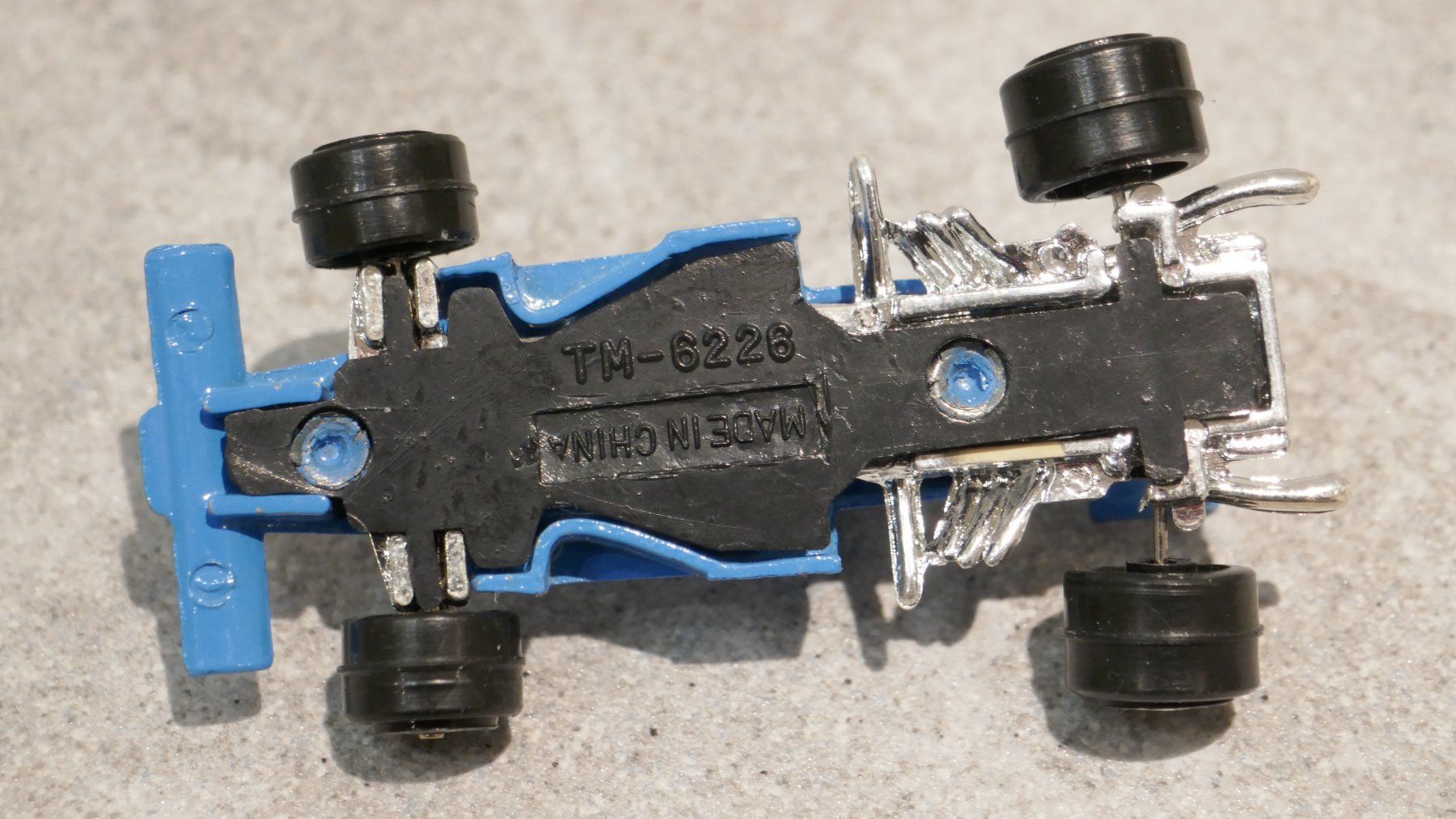Modellini d'auto: hellblaues Rennauto-Modell – Usato da Allmendingen b. BE venduto da MMC-MuMeCo 4