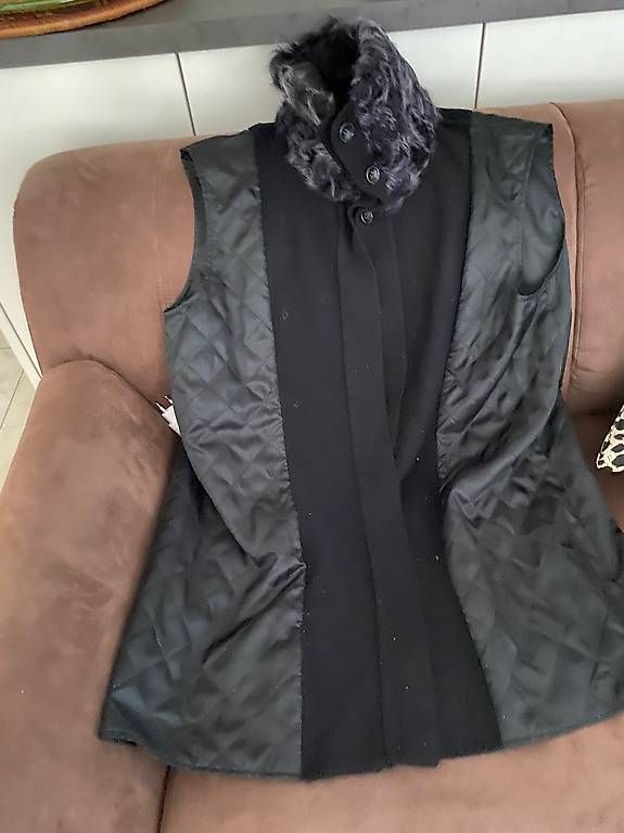 Gilet & Giacche senza maniche: Gilet  – Usato da Meyrin venduto da docmac