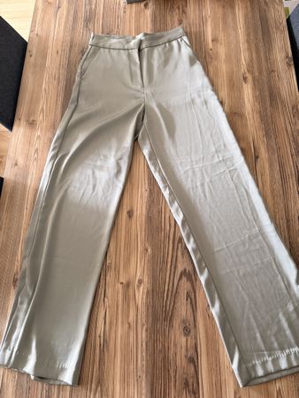 Pantalon fluide d'été couleur kaki taille 36