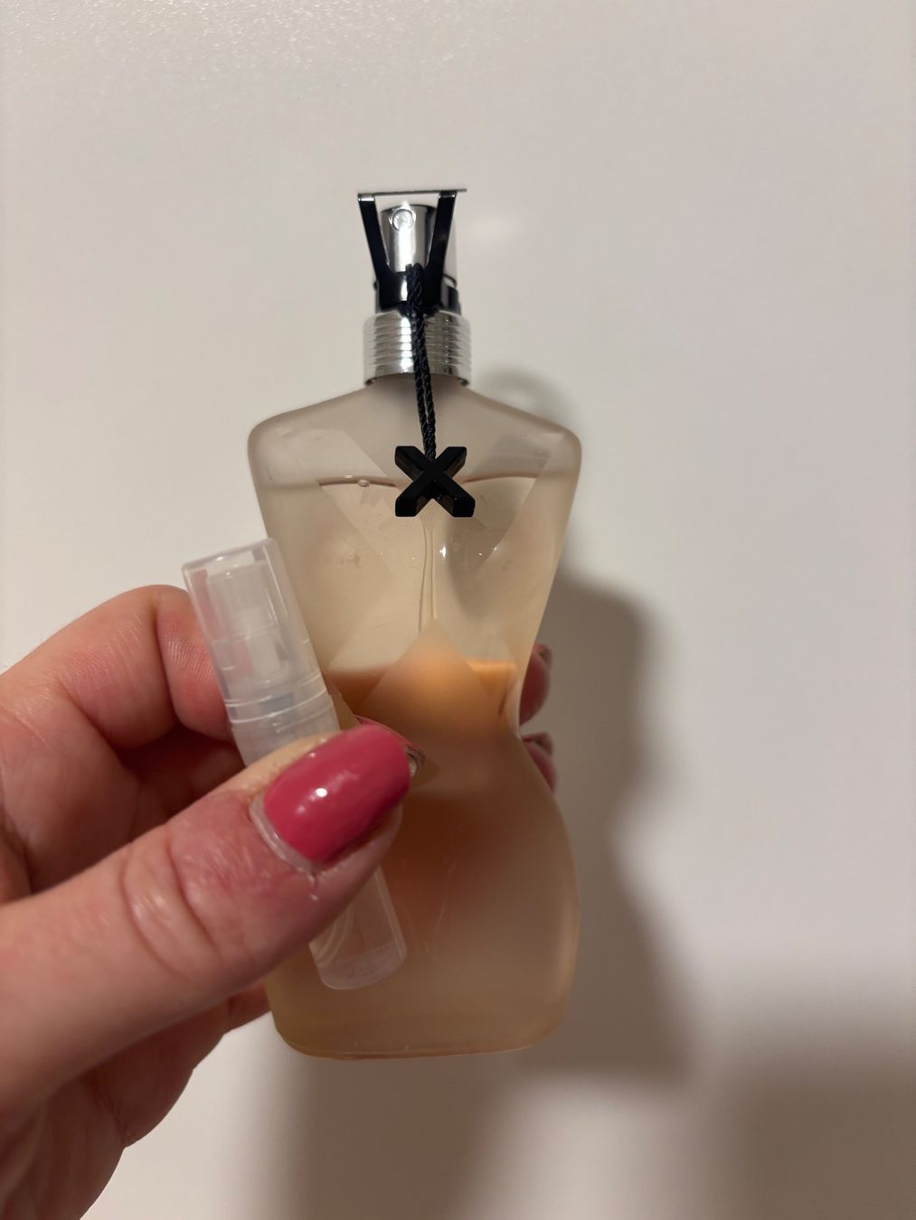 Jean Paul Gaultier Parfum & Eau de Toilette: Classique X Collection Jean Paul Gaultier EDT-Duftprobe 2ML – Gebraucht aus Zürich von deruja