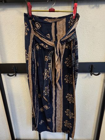 Jupe longue motif ethnique bleu beige 