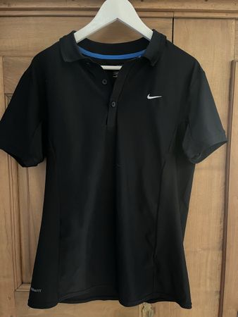 schwarze T-Shirts von Nike