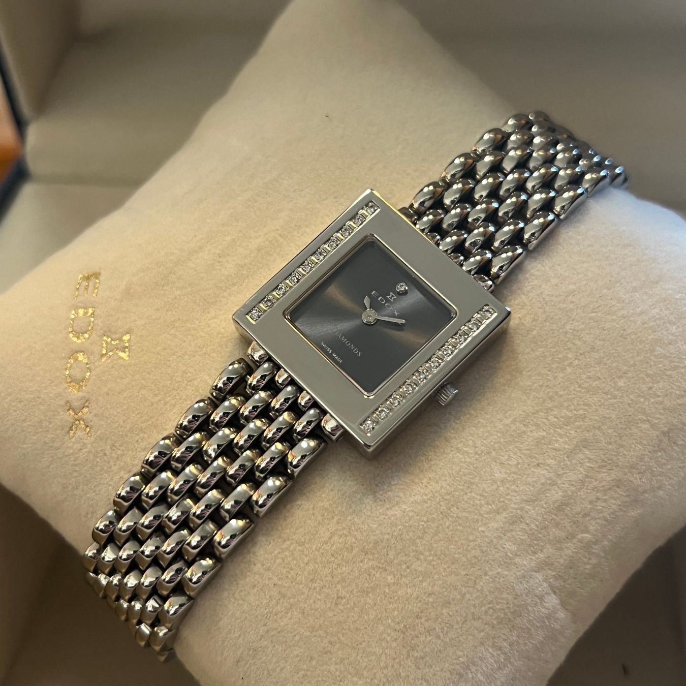 Edox Orologi: Edox Lady Diamond Set Bezel Full Set – Usato da Carouge GE venduto da Watchaser 8