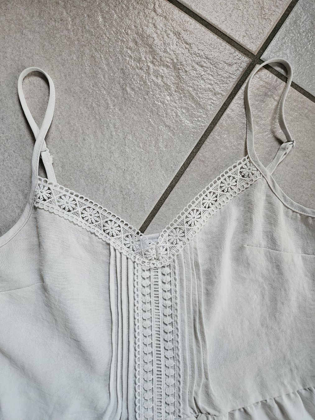 Tops: Haut taille S – Gebraucht aus Vétroz von sas_yln5 1