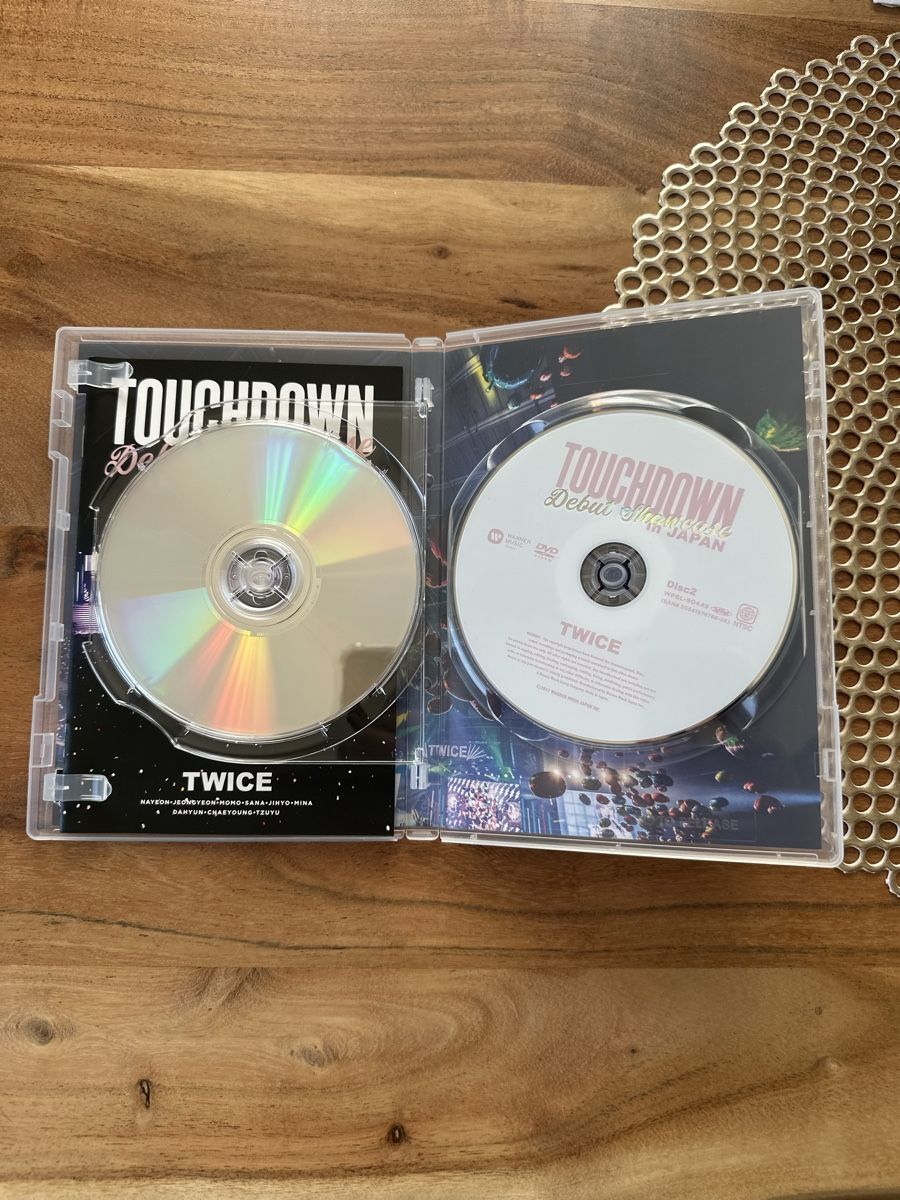 Alle DVDs: K-POP TWICE Concert DVD – Gebraucht aus Goldach von Lenny0220 3