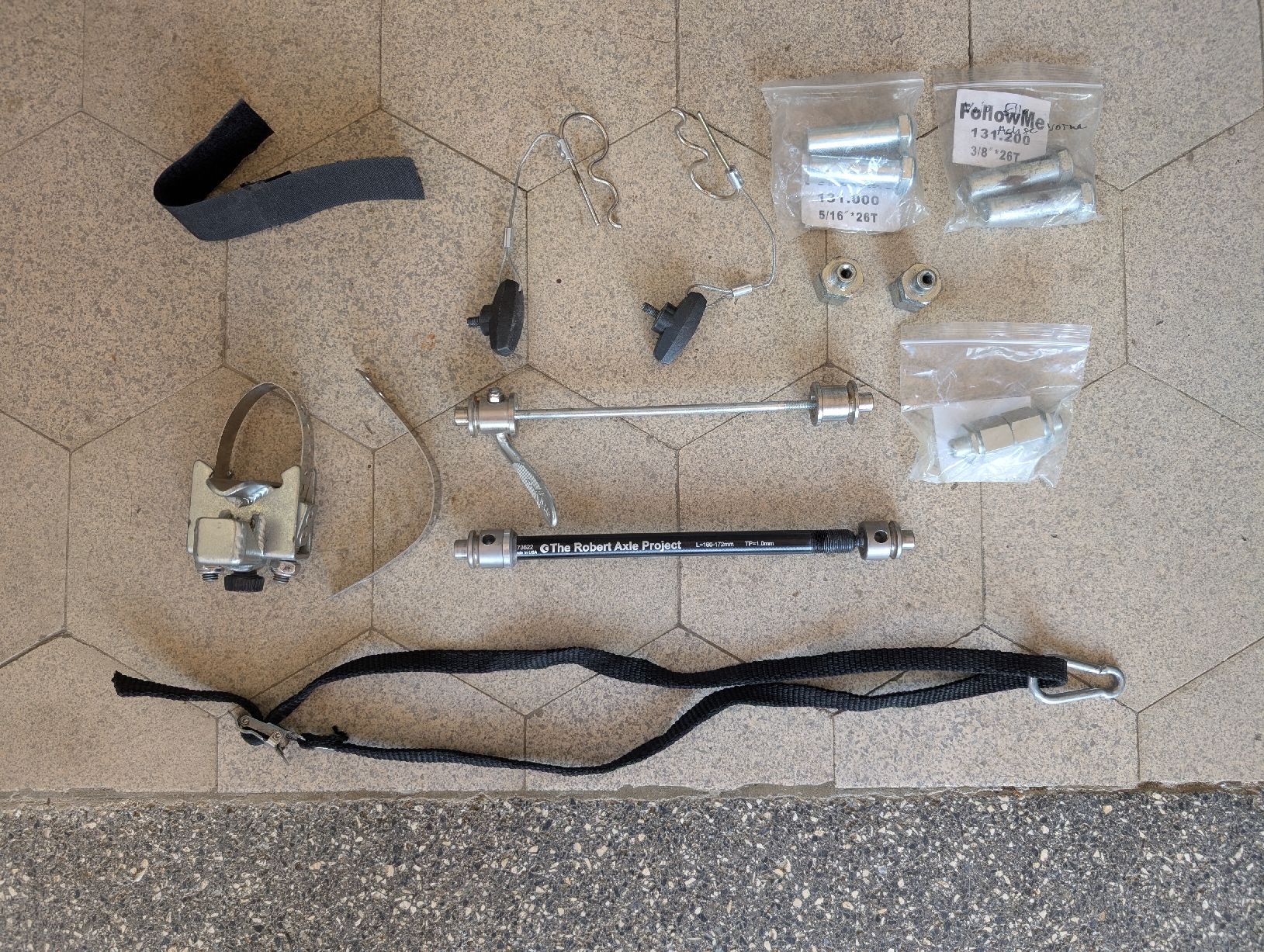 Pezzi di ricambio: Follow Me Tandemstange inkl. Steckachsenadapter – Usato da Liestal venduto da Gvogt 3