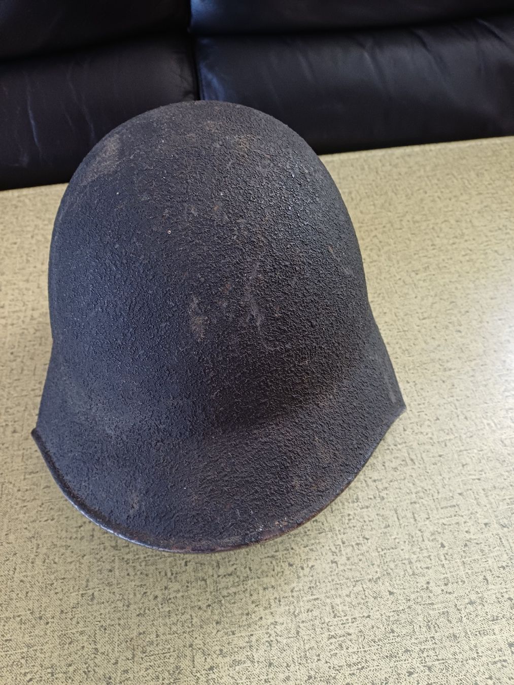 Schweizer Armee Uniformen & Effekten: Schweizer Stahlhelm Modell 18 mit Lederfutter gebraucht – Gebraucht aus Ebersecken von Napf08 2