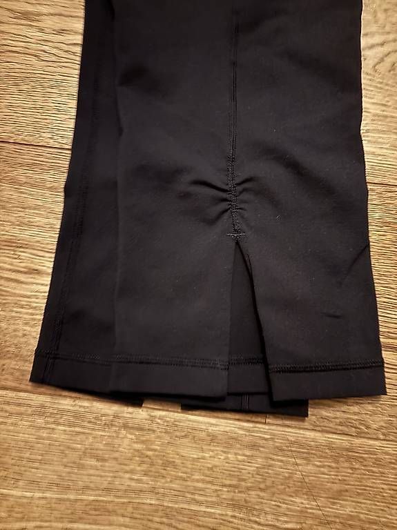 Pantaloni: Lululemon Pants 3/4 M – Usato da Klingnau venduto da Mowi0309 3