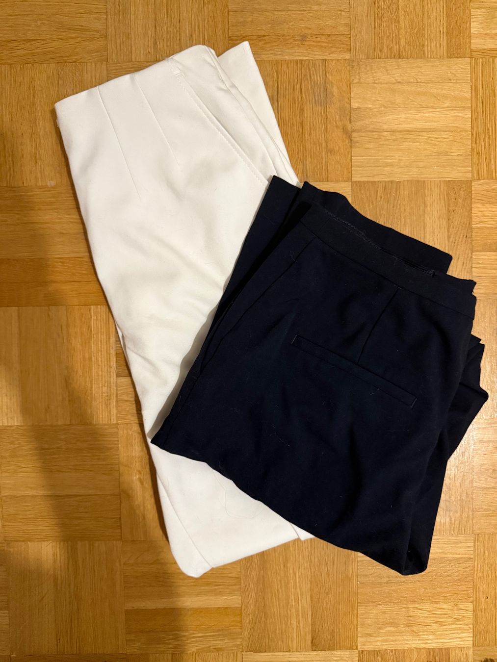 H&M Pantaloni: Arbeitshosen Set – Usato da Dübendorf venduto da sof_y5dt