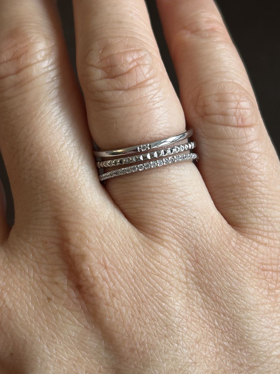 Anelli: Ring, mehrreihiges Design, neu – Nuovo (secondo la descrizione) da Zürich venduto da penkozh2025 1