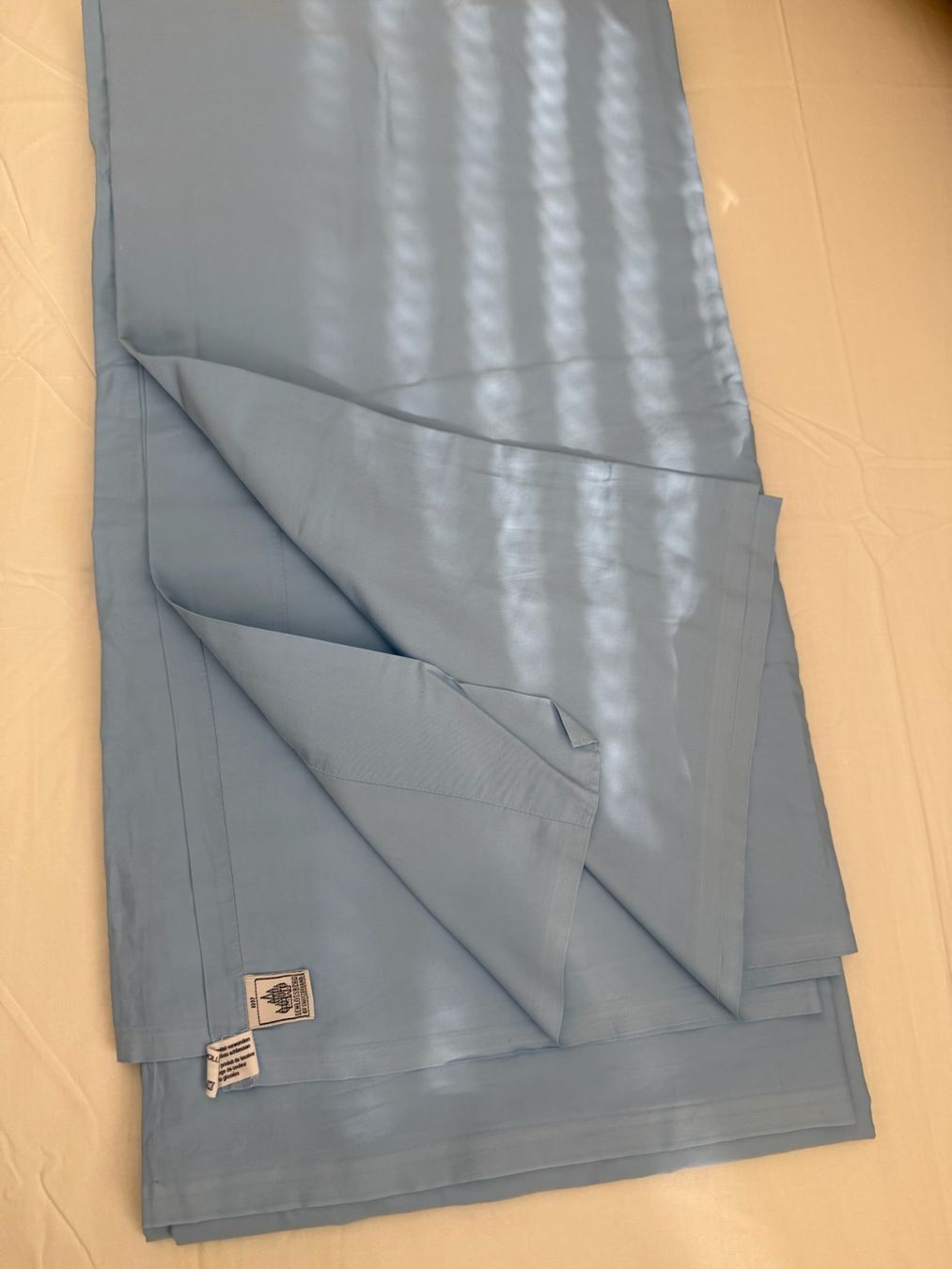 Schlossberg Biancheria da letto: Schlossberg - 1 Drap - 270 x 280 cm – Usato da Sion venduto da accroshoes 1