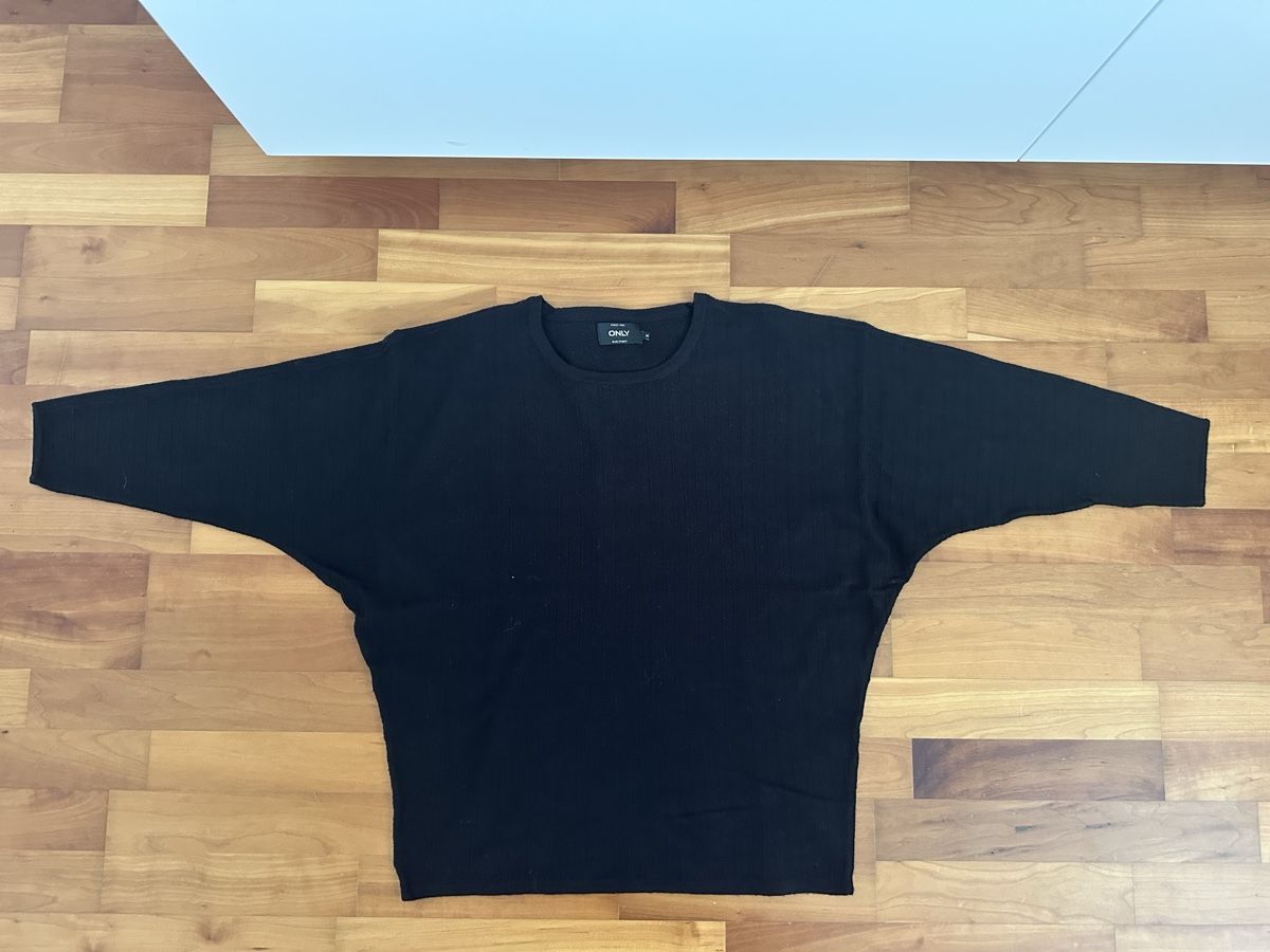 Only Maglioni & Felpe: schwarzer Pullover – Usato da Romanshorn venduto da ila_2nzf