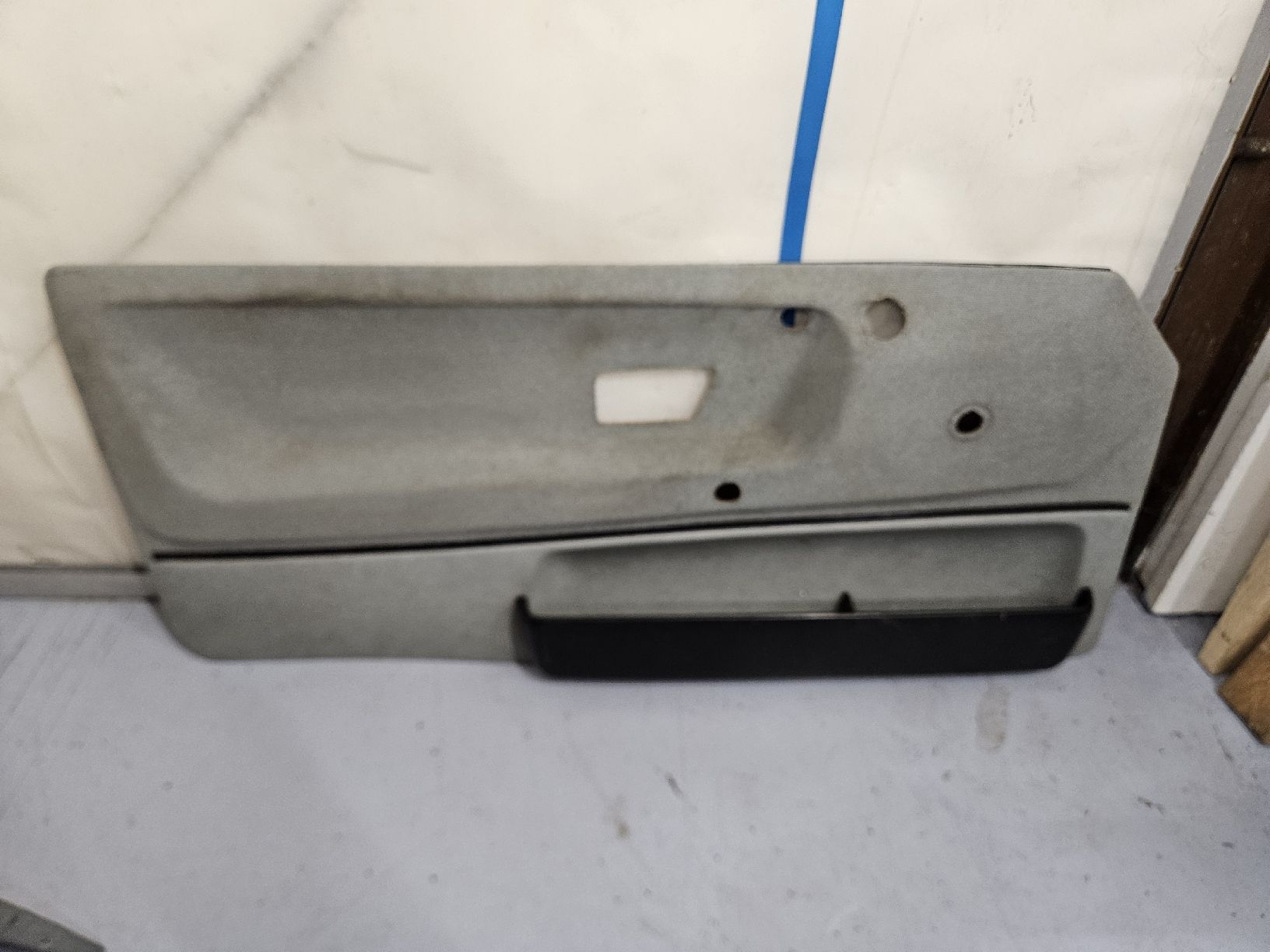 VW Toutes les pièces auto: VW Polo 86c Türverkleidung – D'occasion à Rupperswil par Goofy1.2 2