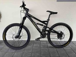 Mountainbike Iron Horse Fully schwarz