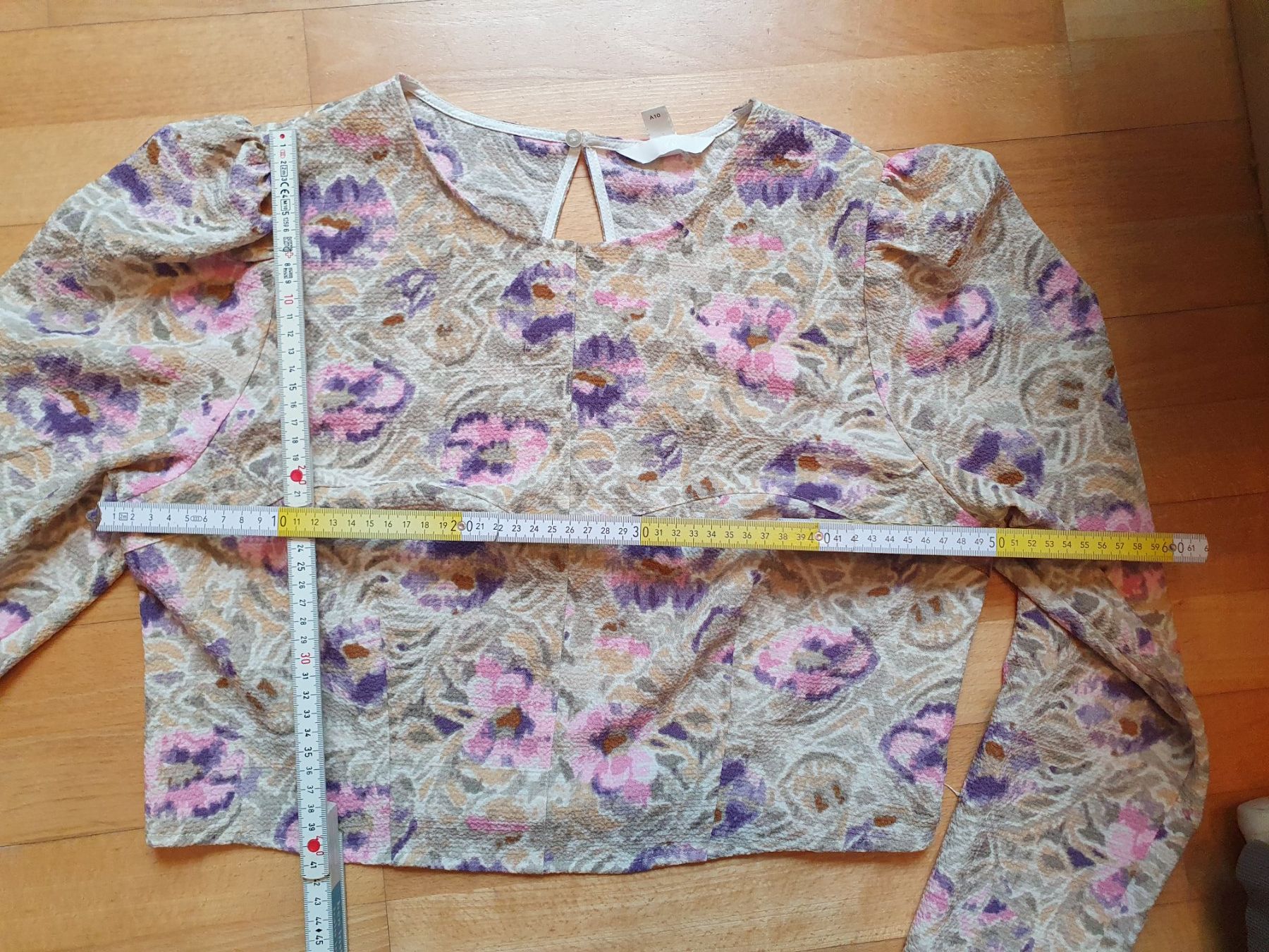 H&M Camicette: Bluse H&M Gr M – Usato da Kloten venduto da Hektor44 4