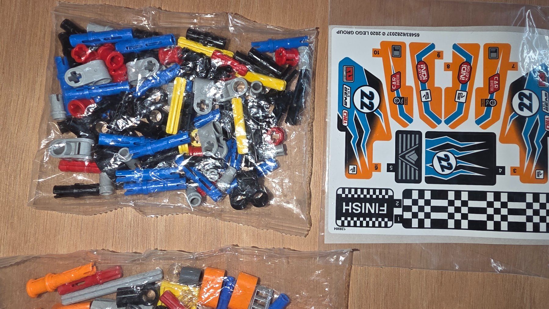Lego Kit di costruzioni: LEGO Technic 42104 Renn-Truck – Nuovo (secondo la descrizione) da Malters venduto da mat_6102 4