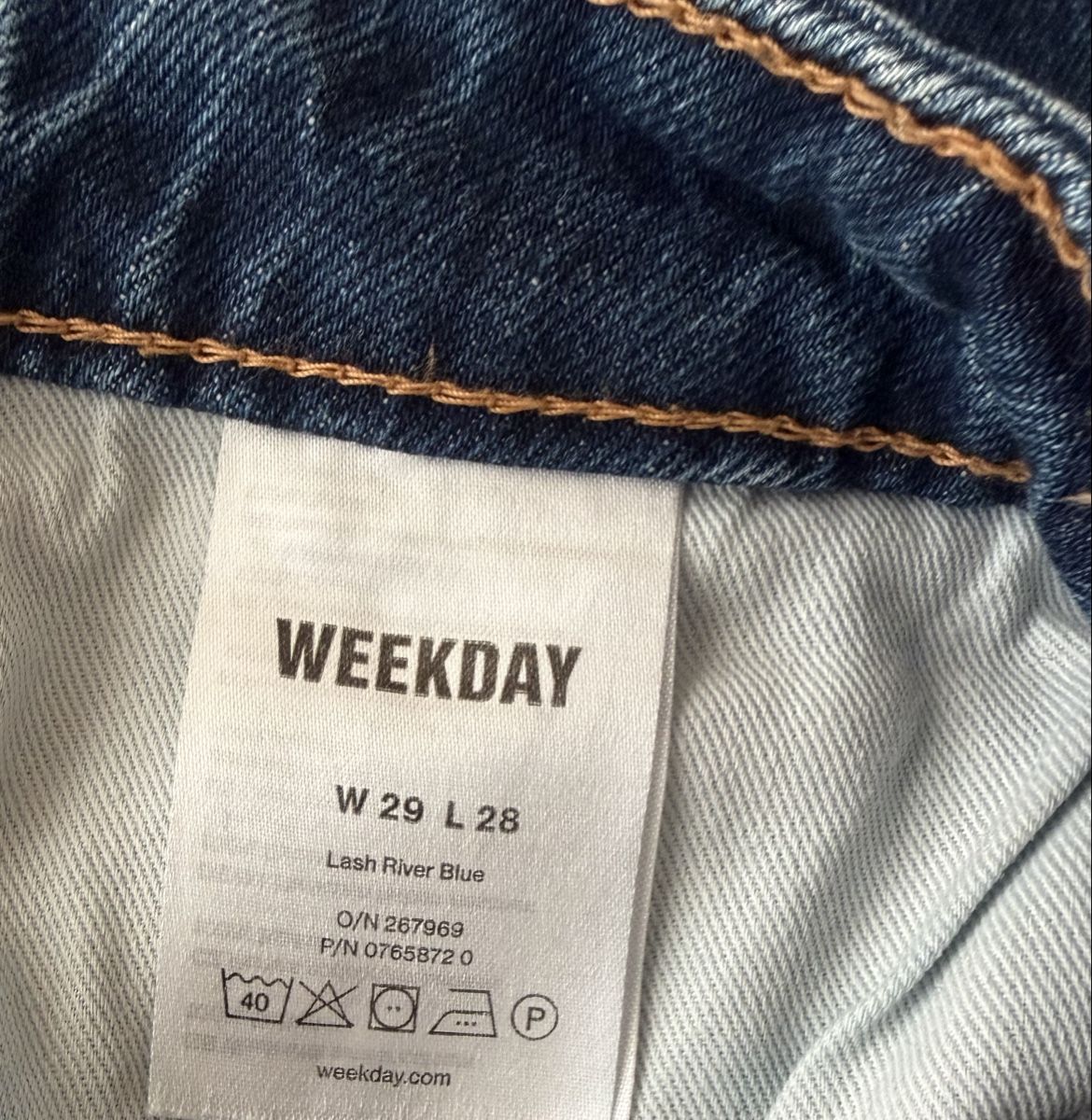 Weekday Jeans: WeekDay Damen Jeans, Gr. 29/28, – Usato da Elsau venduto da isidobrany09 2
