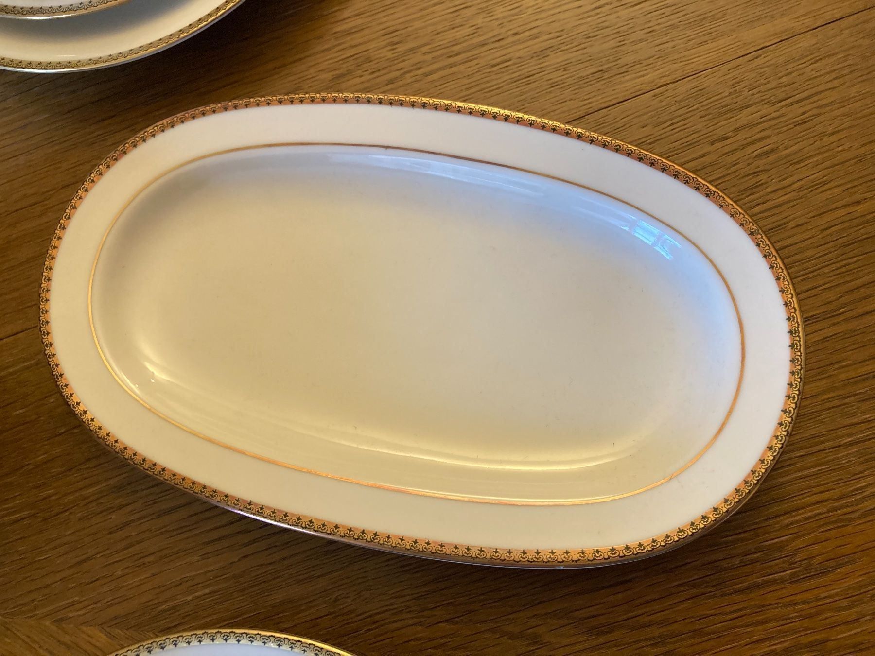 Set di piatti: Geschirrset Langenthal, vintage, 22-teilig – Usato da Luzern venduto da AM2nd 5