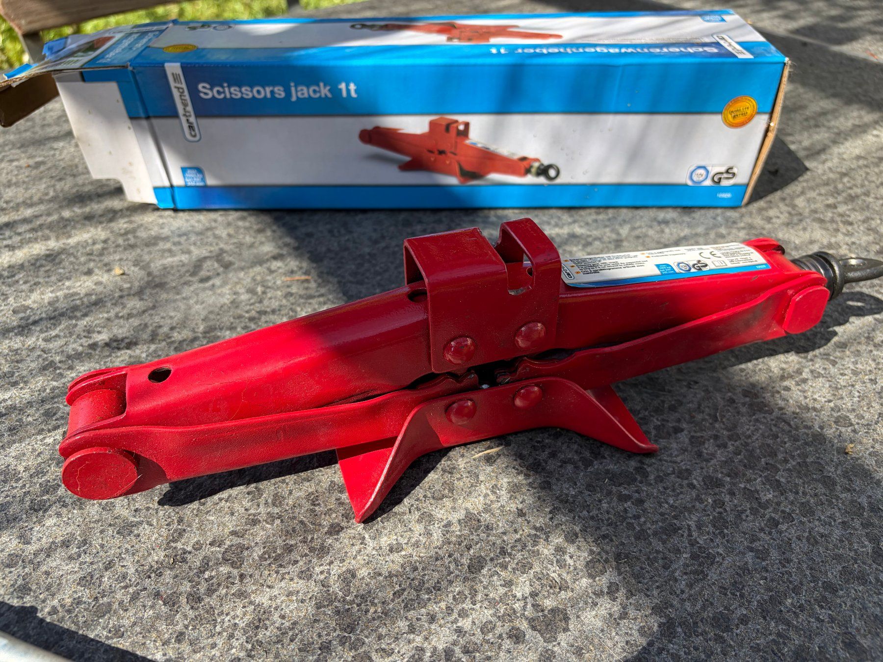 Tous les outils: Scherenwagenheber 1t – D'occasion à Dietikon par Katrin29 5