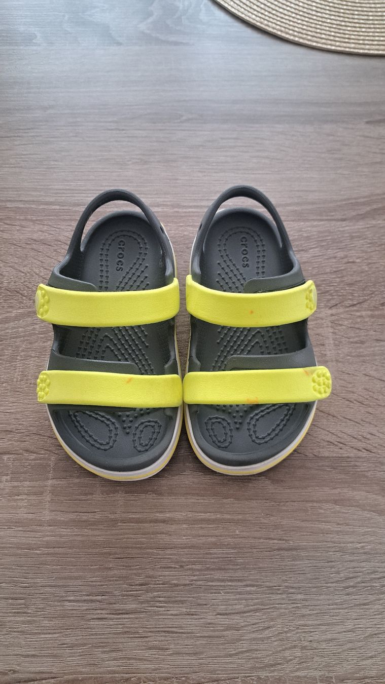 Crocs Schuhe für Jungen: Crocs Sandalen  – Gebraucht aus Buchs SG von VitaliiKu