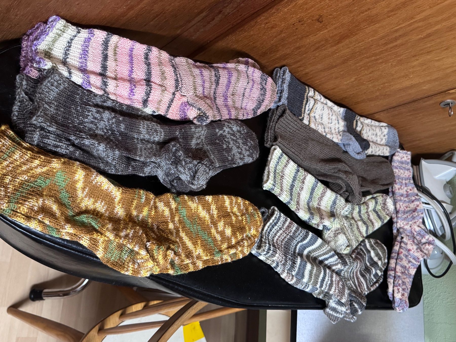 Calze: Selbst gestrickte socken – Nuovo e nell'imballaggio originale da Oberlunkhofen venduto da cwa_qc7v 7