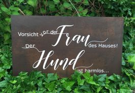 Edelrost Schild „Vorsicht vor der Frau“