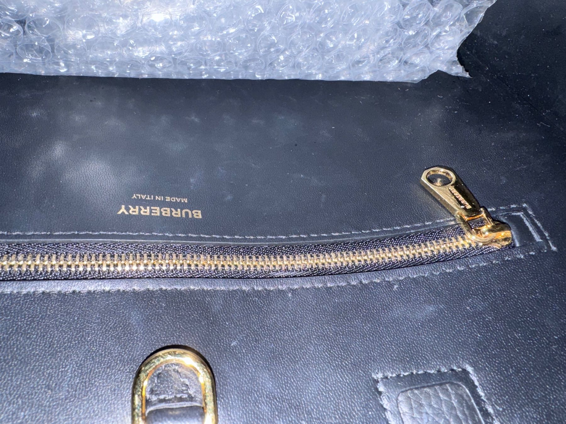 Burberry Taschen für Damen: Burberry – Neu und originalverpackt aus Bern von ana_nv7p 6