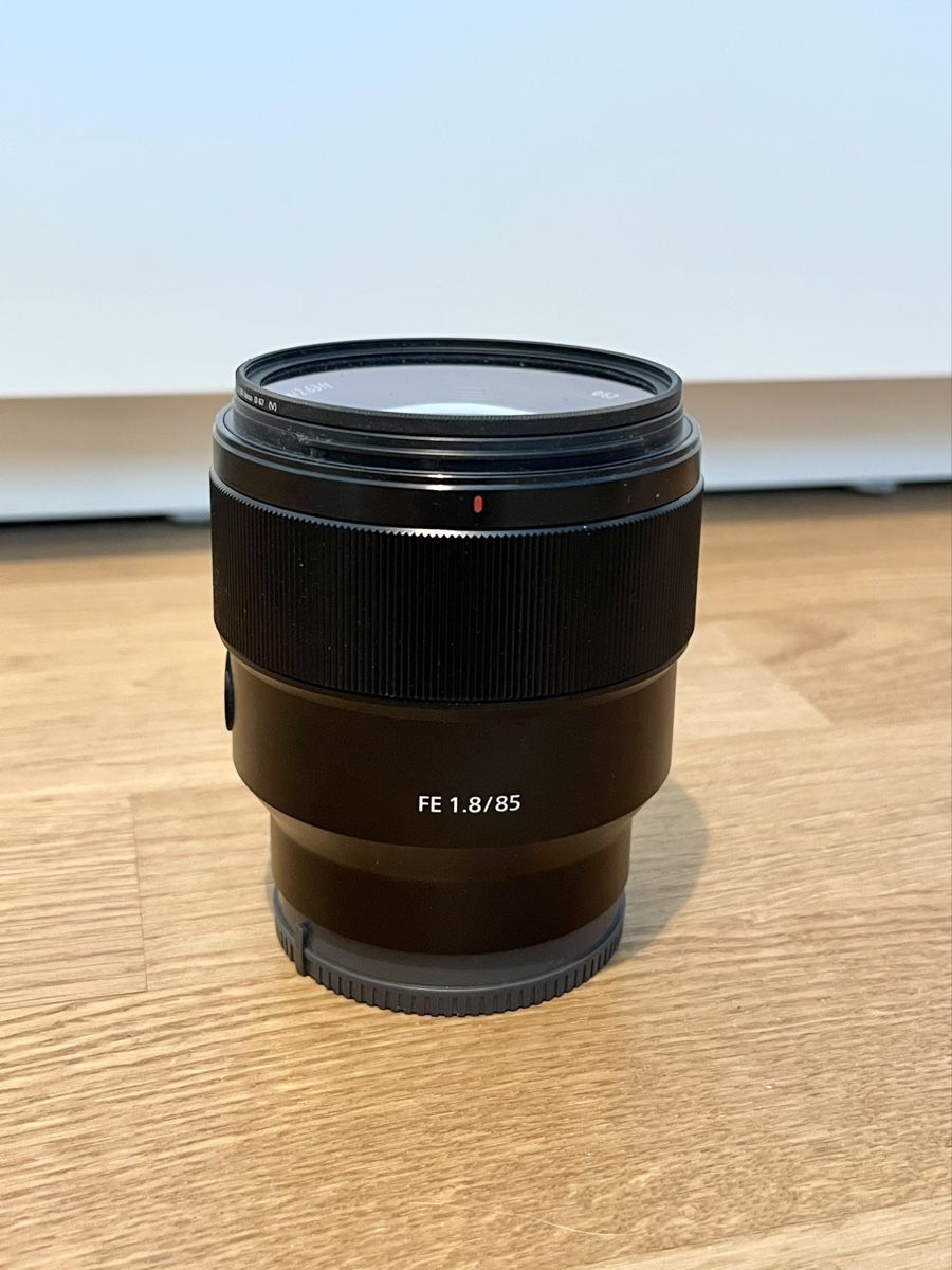 Sony Obiettivi: Sony FE 85mm F1.8 – Usato da Ennetbürgen venduto da Sari_10
