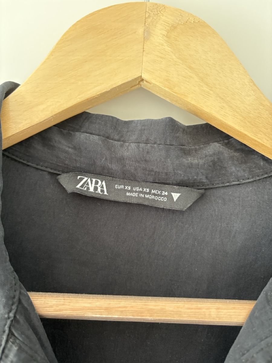 Zara Chemisiers: Bluse Zara – Neuf (Voir description) à Pfäffikon ZH par Coffee44 1
