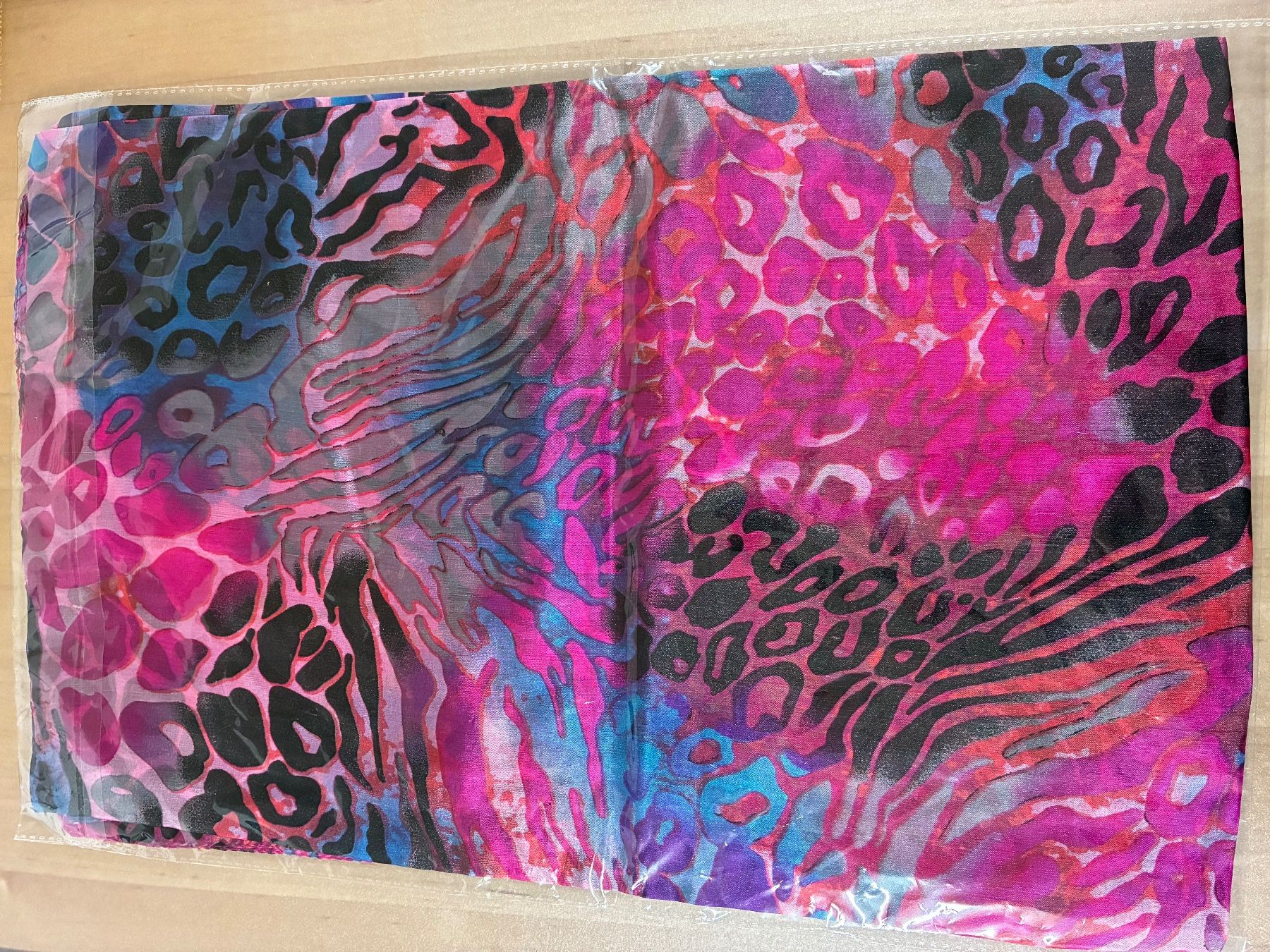 Foulard & Sciarpe: Seidenschal pink mit Leopardenmuster – Nuovo e nell'imballaggio originale da Zürich venduto da van_5xbk 1