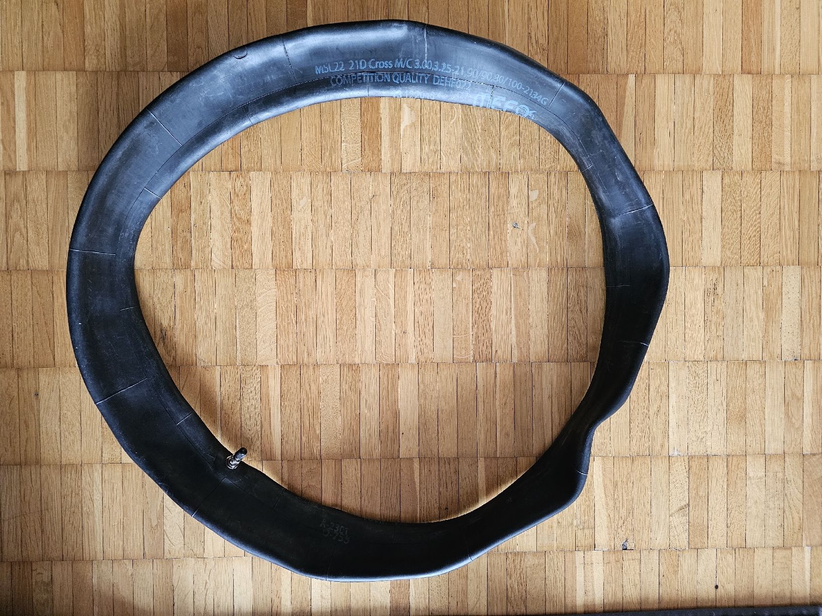 Tutti i ricambio per moto: Heavy Duty Motorcycle Front Tube 21" – Usato da Zürich venduto da Walachus 1