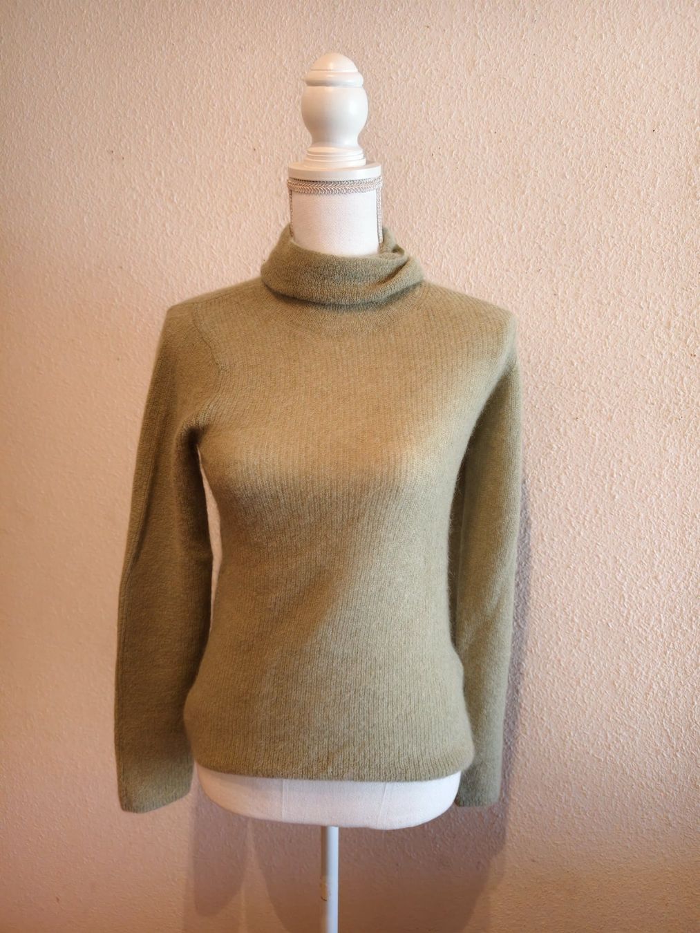 Ba&Sh Pullover & Sweatshirts: Pull Ba&sh – Neu (gemäss Beschreibung) aus Veyrier von aleyaah