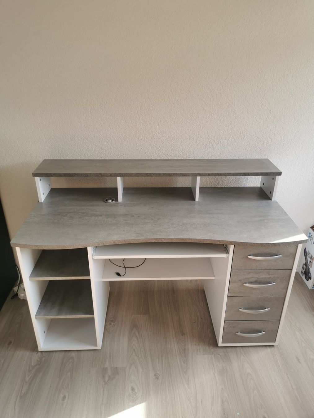 Scrivanie: Bürotisch grau – Usato da Steinhausen venduto da m18h 1