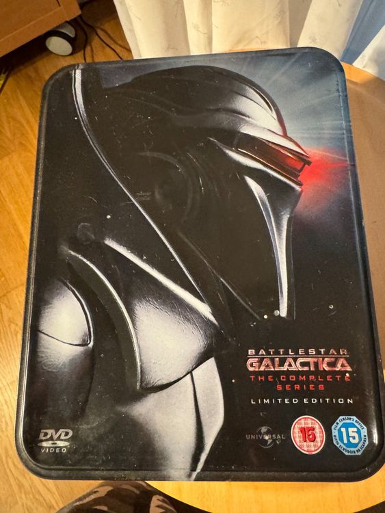 Battlestar Galactica Metall-Box (Gebraucht) in Rapperswil SG für CHF 21 ...