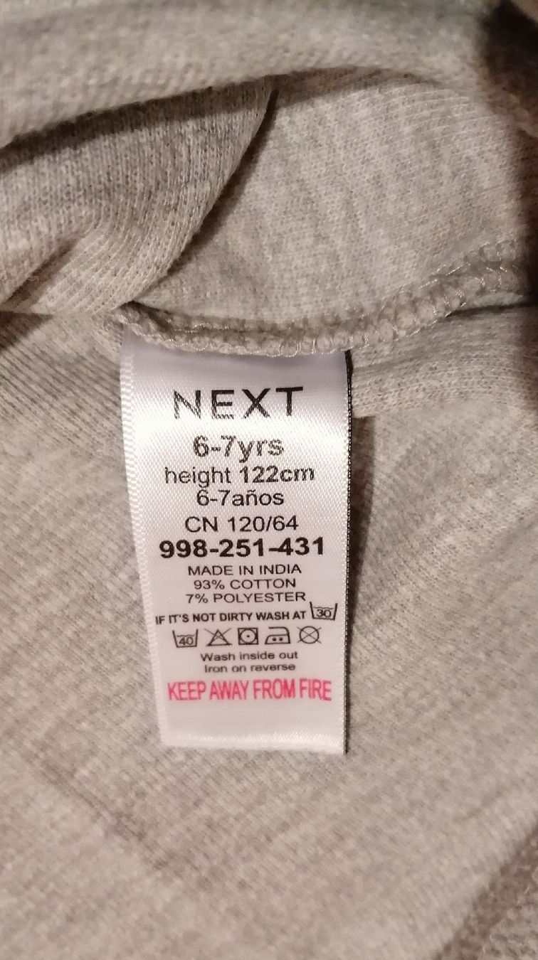 Next Maglioni & Felpe: Langarmshirt von Next, Gr. 122 – Usato da Wängi venduto da Schnautz75 1