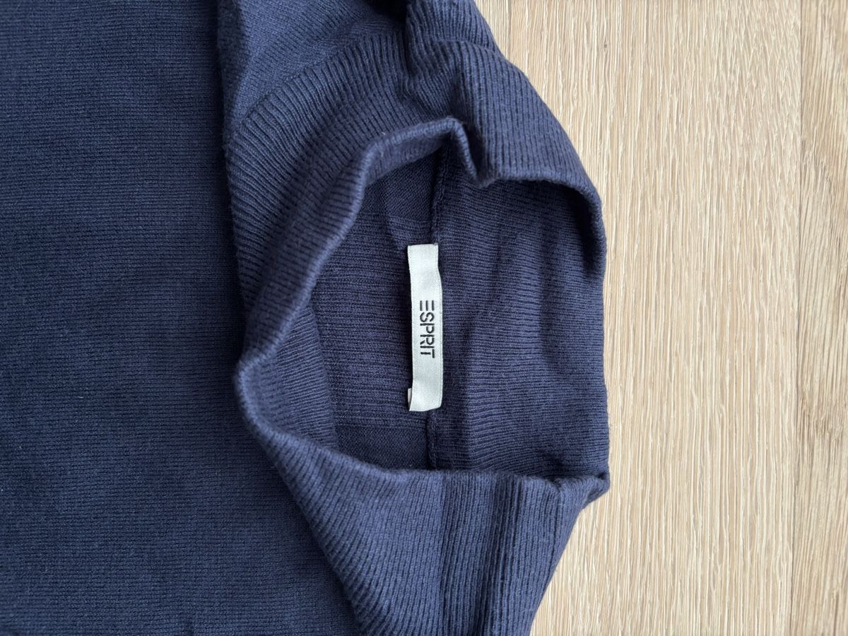 Esprit Kleider: Strickkleid Esprit XL blau – Gebraucht aus Gwatt (Thun) von Bioethanol01 1
