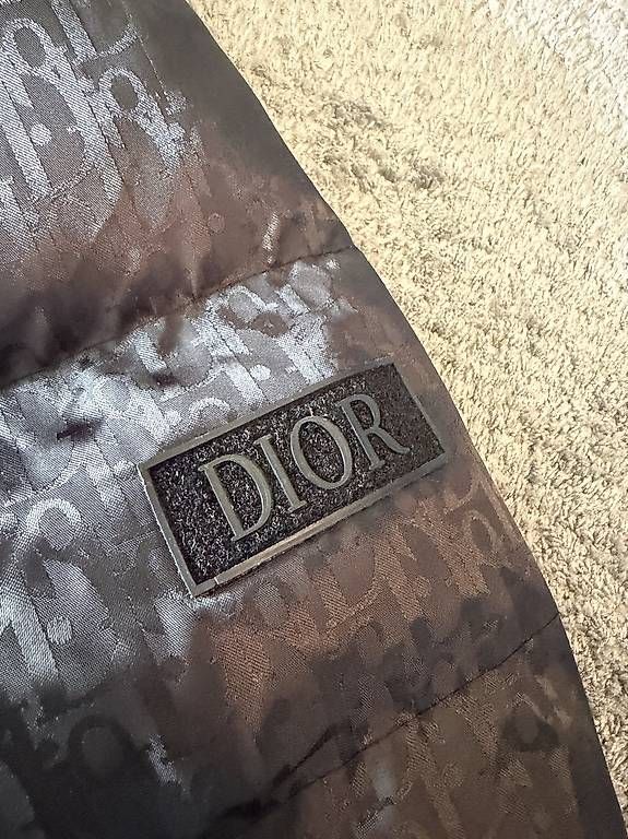 Vestes: Dior Winterjacke grösse XL – D'occasion à Langnau b. Reiden par Kad.Ha 3