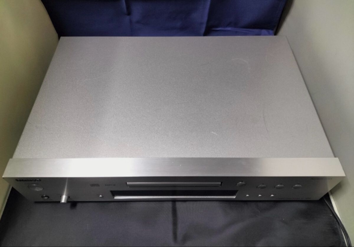 Onkyo Sistemi audio & multimediali: Onkyo C-7030 CD Player Compact Disc MP3 – Usato da Trimbach venduto da SABO-61 7