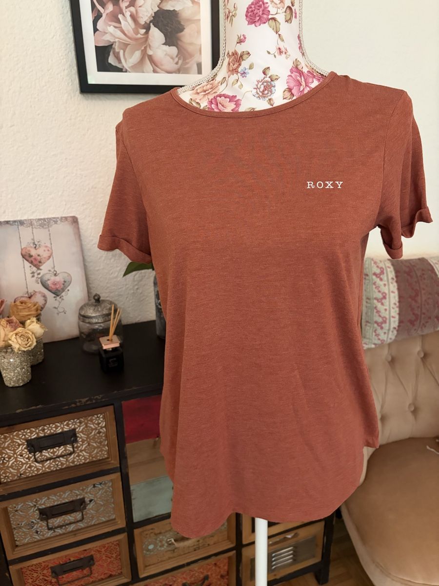 Roxy T-shirt: T-Shirt Roxy rostfarbig Gr XS – Nuovo (secondo la descrizione) da Schönenberg ZH venduto da Pfupfli1