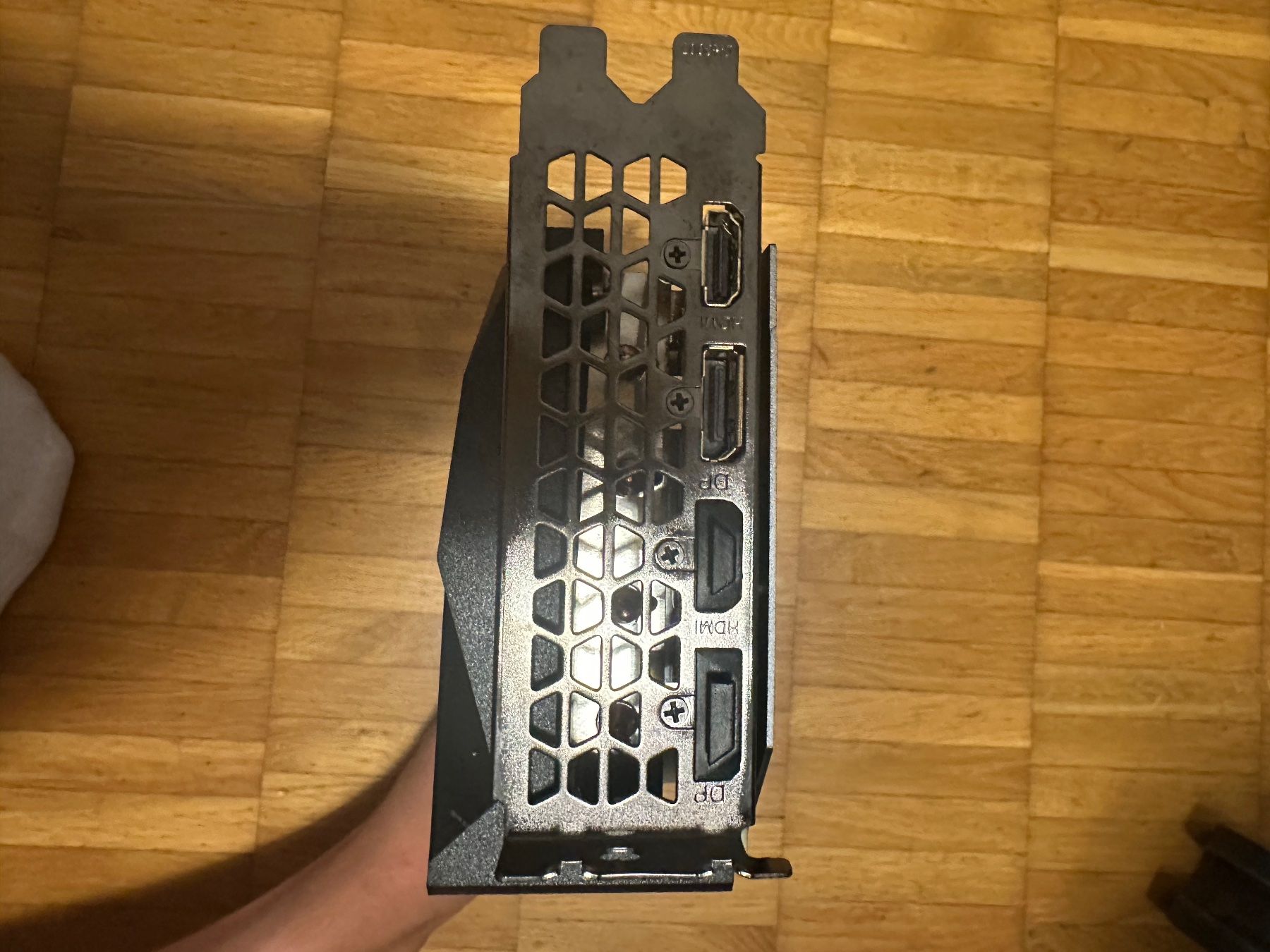 Gigabyte Grafikkarten: GPU Gigabyte GeForce RTX 3070 GAMING OC – Gebraucht aus Lugano von tit_bcf8 4