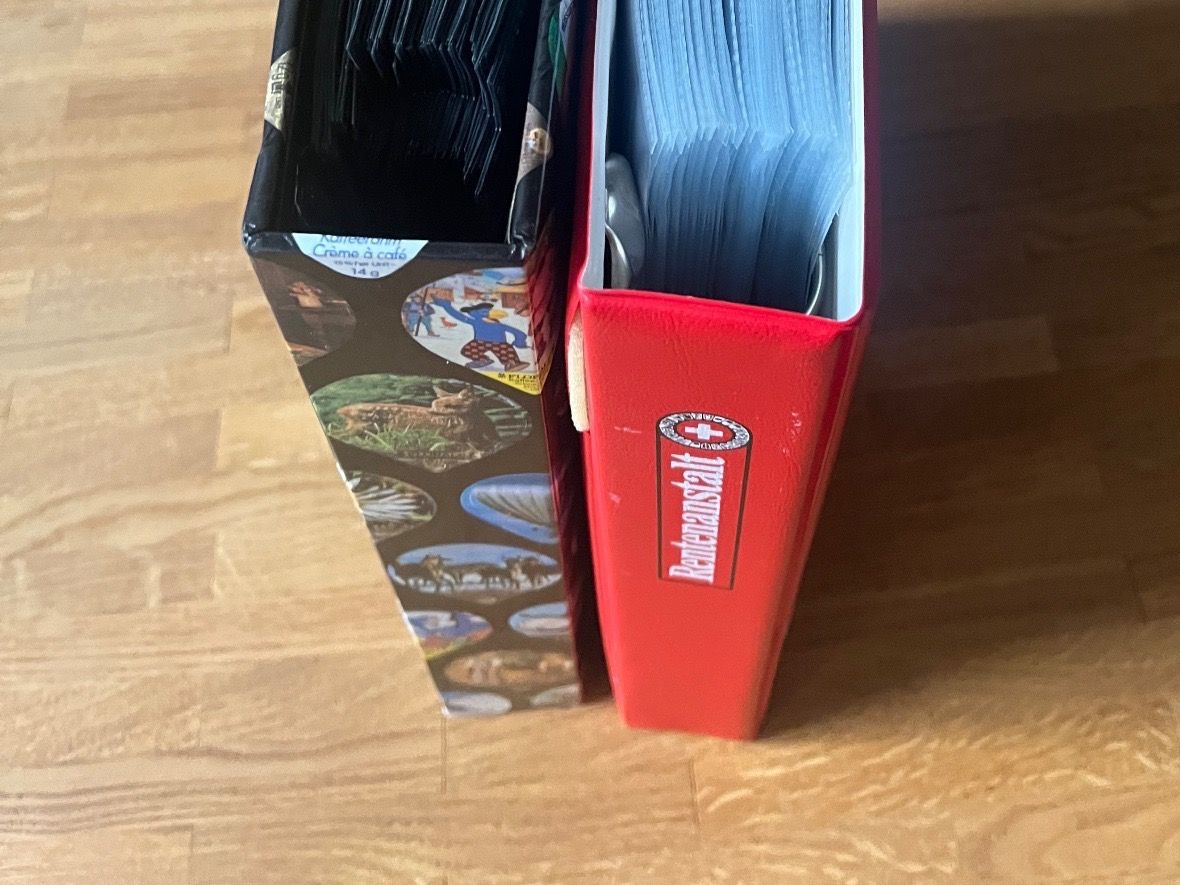 Kaffeerahmdeckel: Meine Kafferahmdeckeli Sammlung – Gebraucht aus Parpan von SonneMondSternen 1