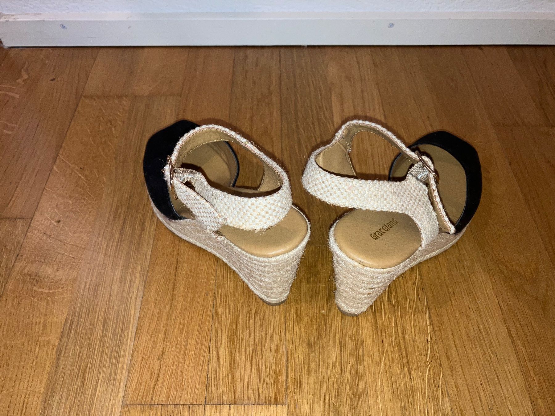 Scarpe da donna: Sommer-Damenschuhen, Grösse 36 – Usato da Zürich venduto da Dudu2020 1