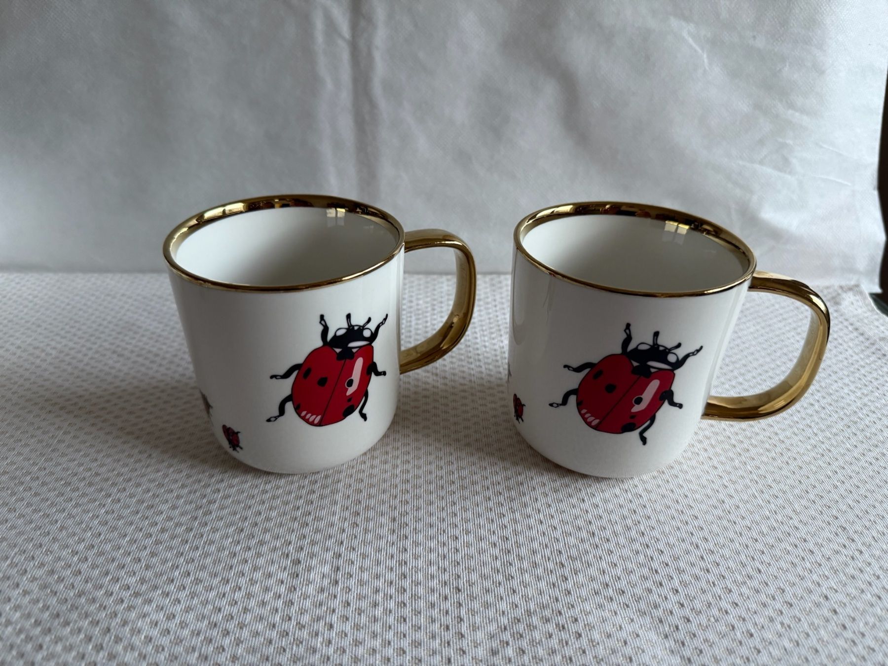 Tazze: Vicki Murdoch - Tasses - Mug – Usato da Sion venduto da accroshoes