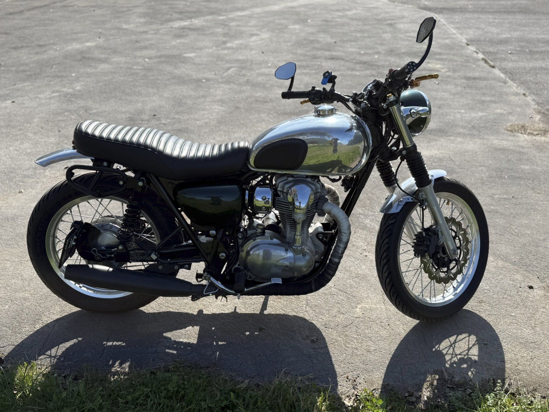 Kawasaki Strada: Kawasaki W800 2012 – Usato da Lichtensteig venduto da Twalt 1
