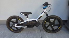 Husqvarna Stacyc 16 eDRIVE Kinder Laufrad Elektro