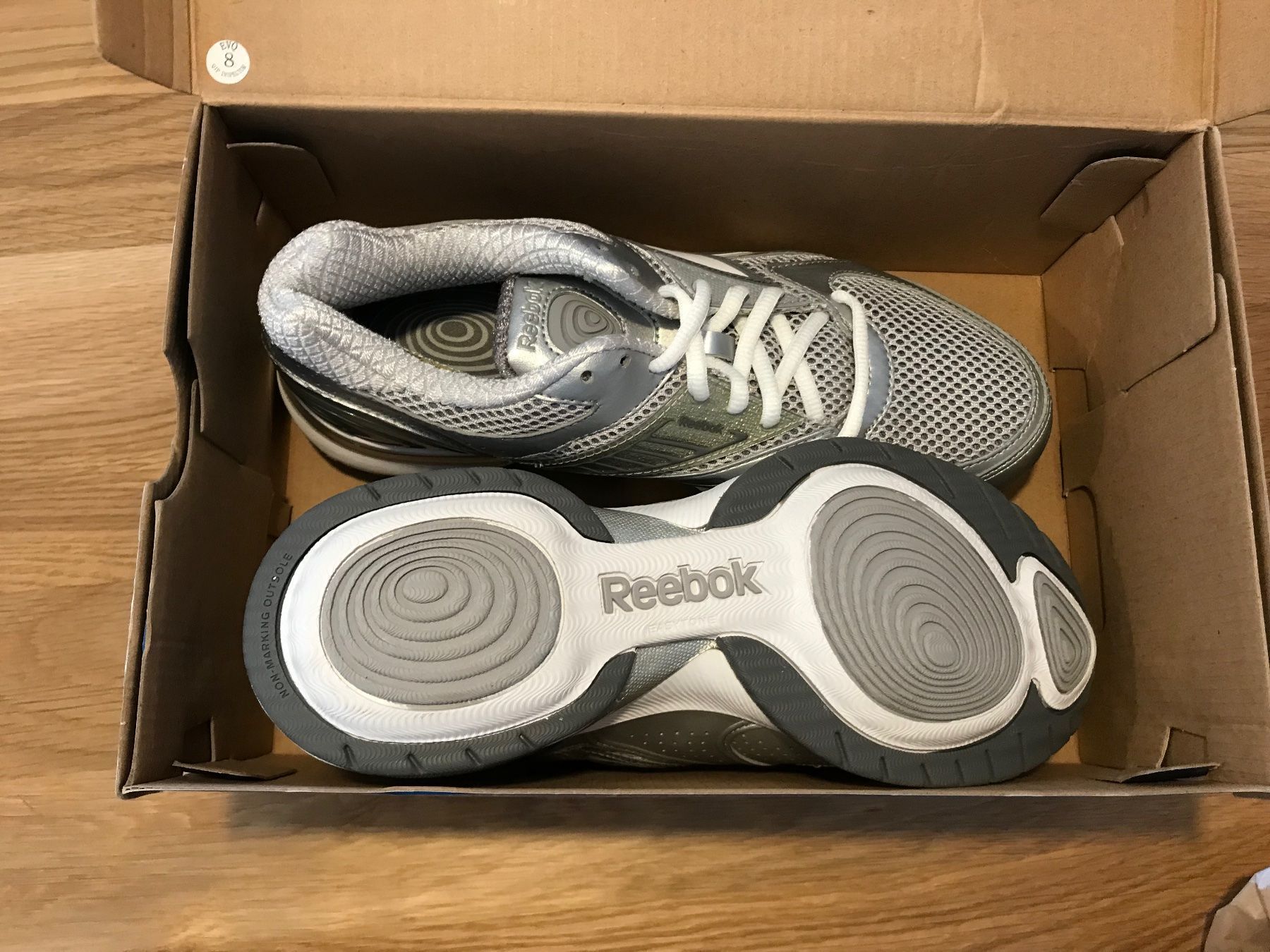 Reebok Scarpe da donna: Reebok Easytone – Nuovo e nell'imballaggio originale da Weisslingen venduto da Espenmoos79 2