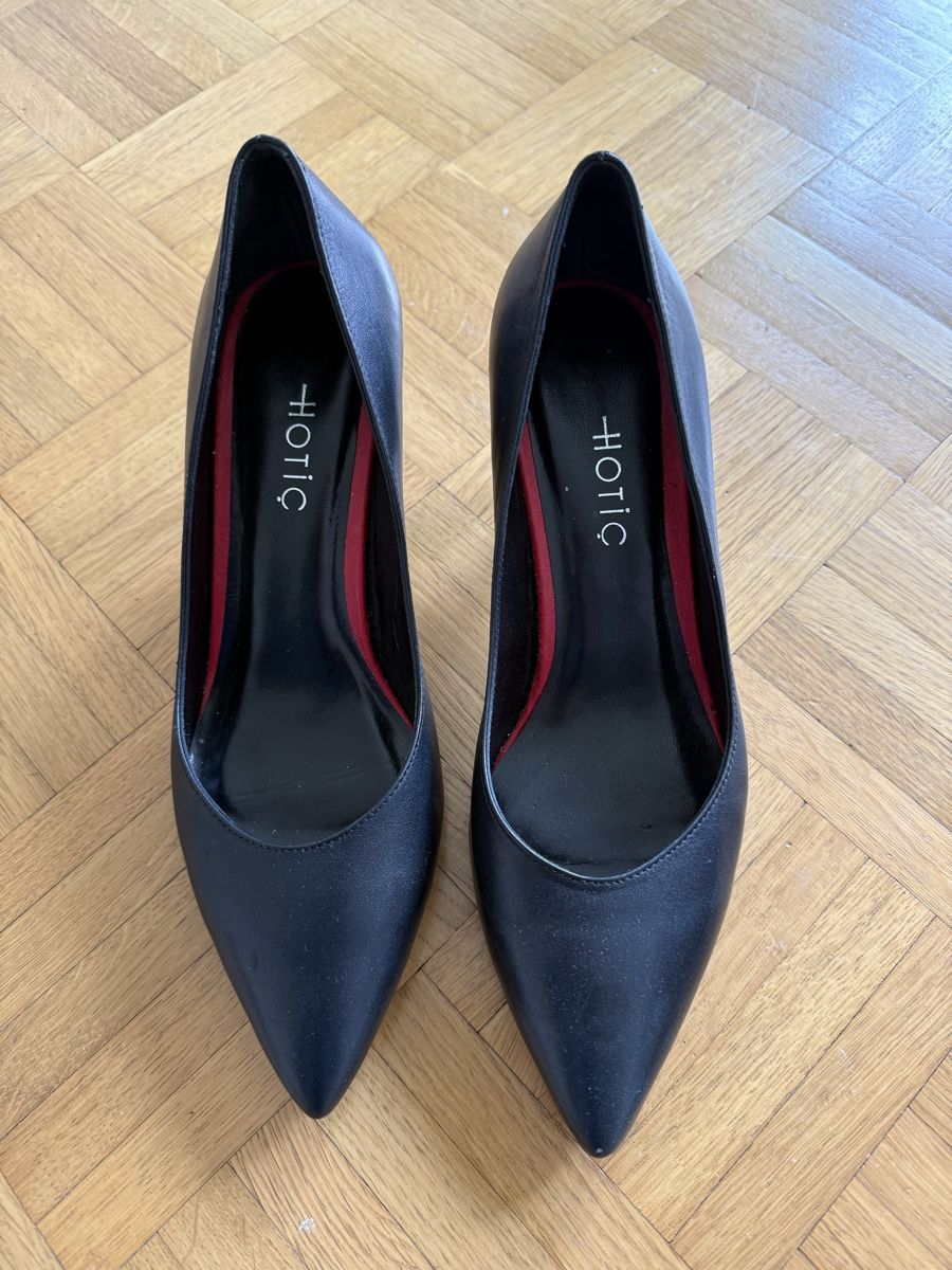 Scarpe da donna: Hotic Pumps, schwarz, Grösse 37 – Usato da Luzern venduto da Grawp