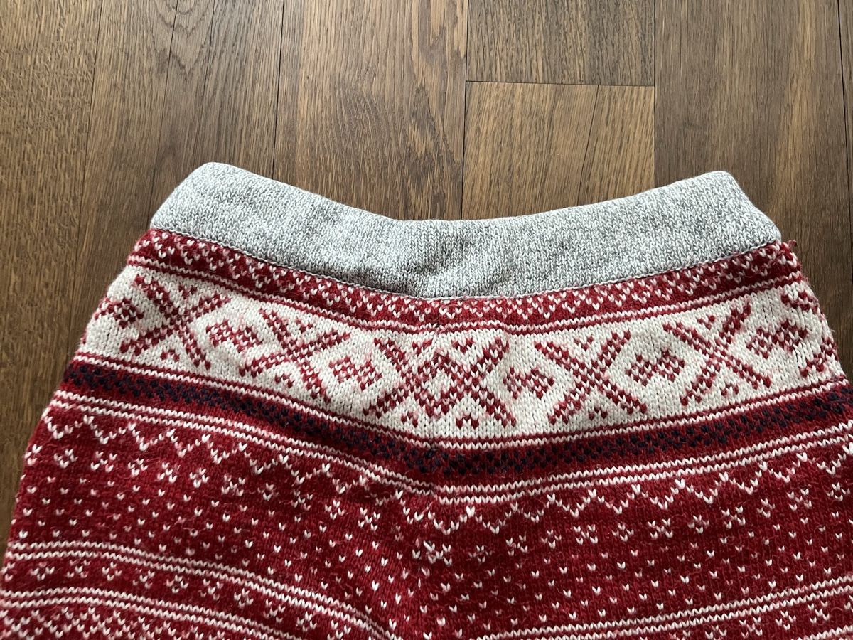 Superdry Pantaloni: SUPERDRY STRICK-JOGGINGHOSE MIT NORWEGERMUSTER – Usato da Zürich venduto da fra_mmt9 4