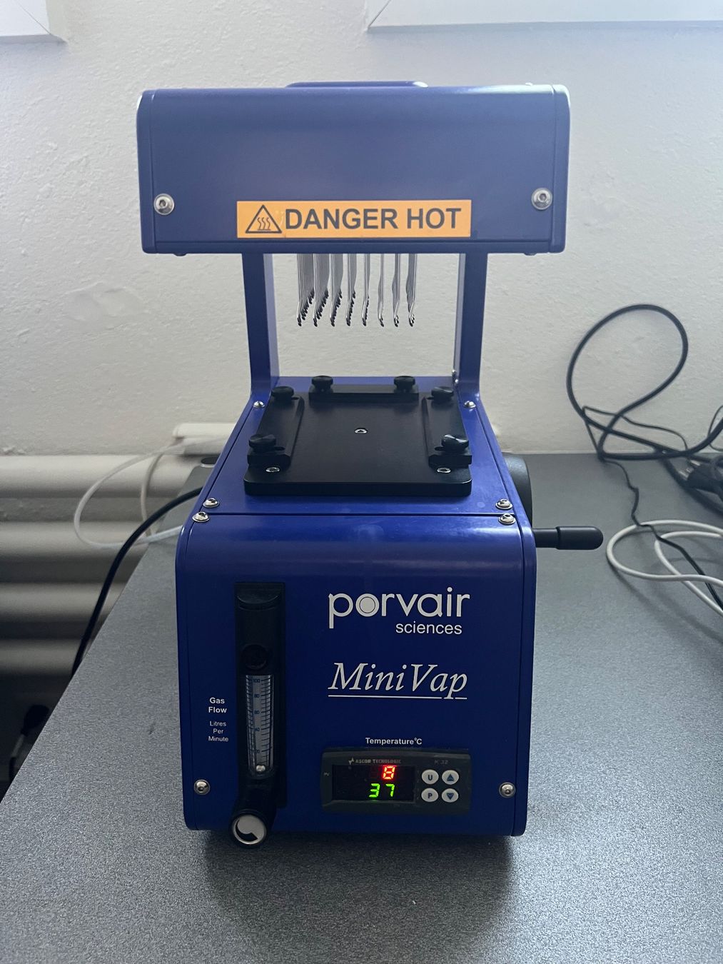 Pompe & Parti di ricambio: Évaporateur thermique Porvair Science Minivap – Usato da Basel venduto da La.Bonne.affaire