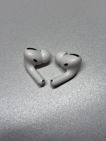 Apple Cuffie: Apple AirPods Pro 1. Gen. – Difettoso da Effretikon venduto da Eventex 2